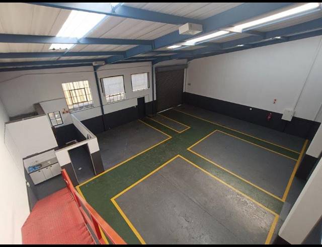 BUSINESS PROPERTY TO RENT IN HALFWAY HOUSE